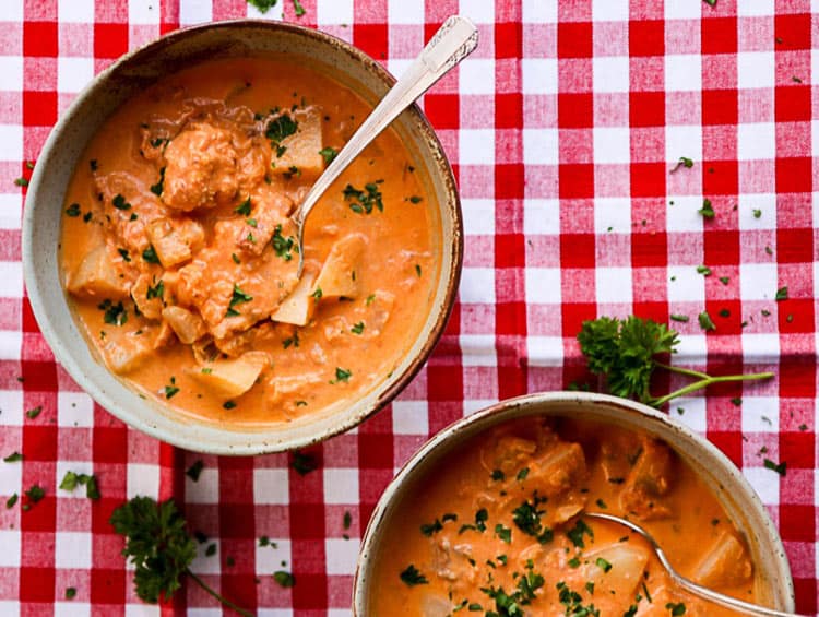 Hearty Salmon Chowder with Thyme